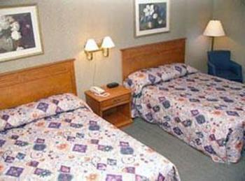 Comfort Lundy's Lane Inn